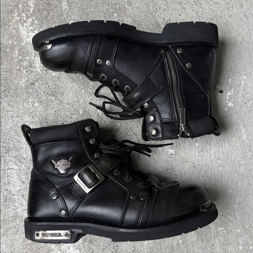 Vintage Harley Davidson, biker boots